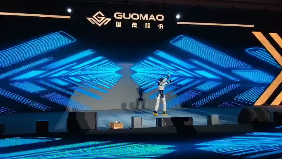 舞台动作表演